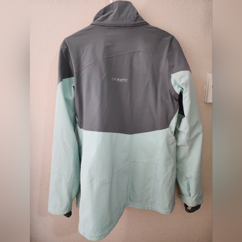 Columbia Titanium Jacket - Picture 2 of 5